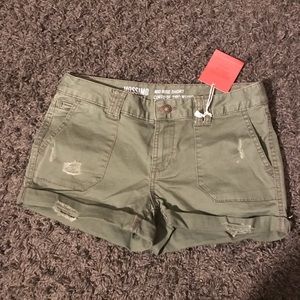 Mid Rise Olive Shorts - Never Worn
